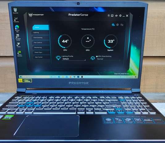 Acer Predator Helios 300 (2021) review 3