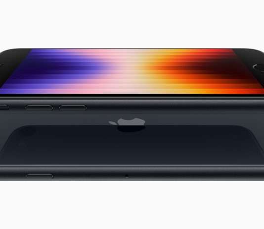 iPhone SE review (2022): Apple’s affordable phone is fine and a bit dull iPhone SE review 2022