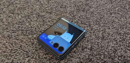 Motorola Razr 40 Ultra Lead